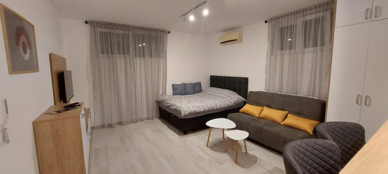 Biser Apartmani 波德戈里察 外观 照片